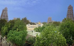 Hotel Sabareesh Plaza